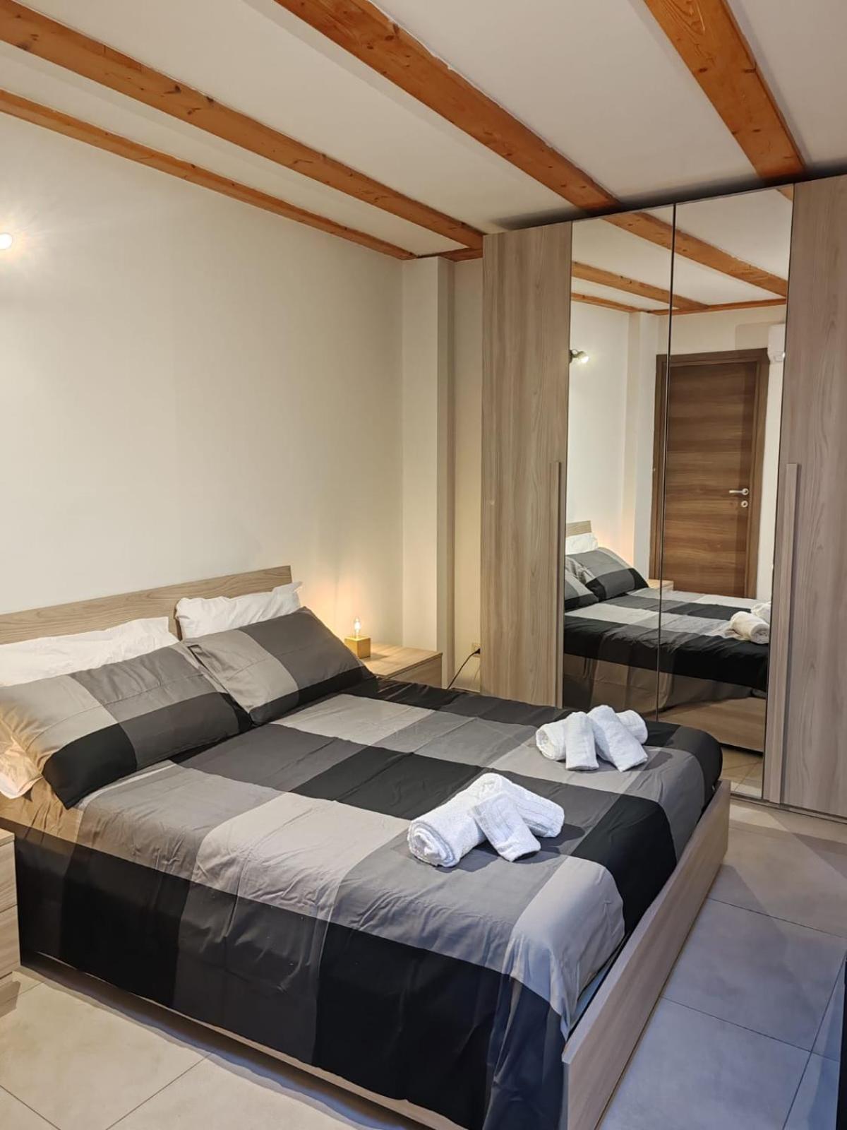 Etna Garden House: Oasis In The Heart Of Catania Villa Exteriör bild