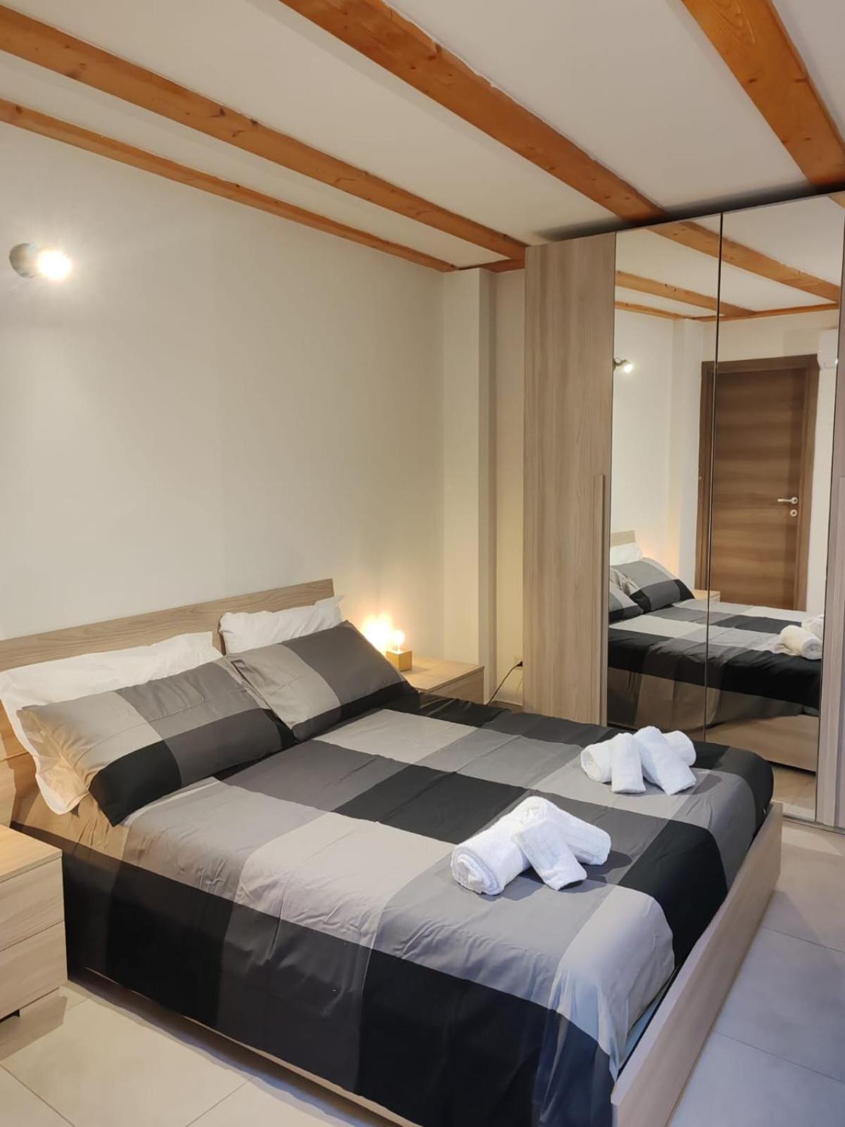 Etna Garden House: Oasis In The Heart Of Catania Villa Exteriör bild